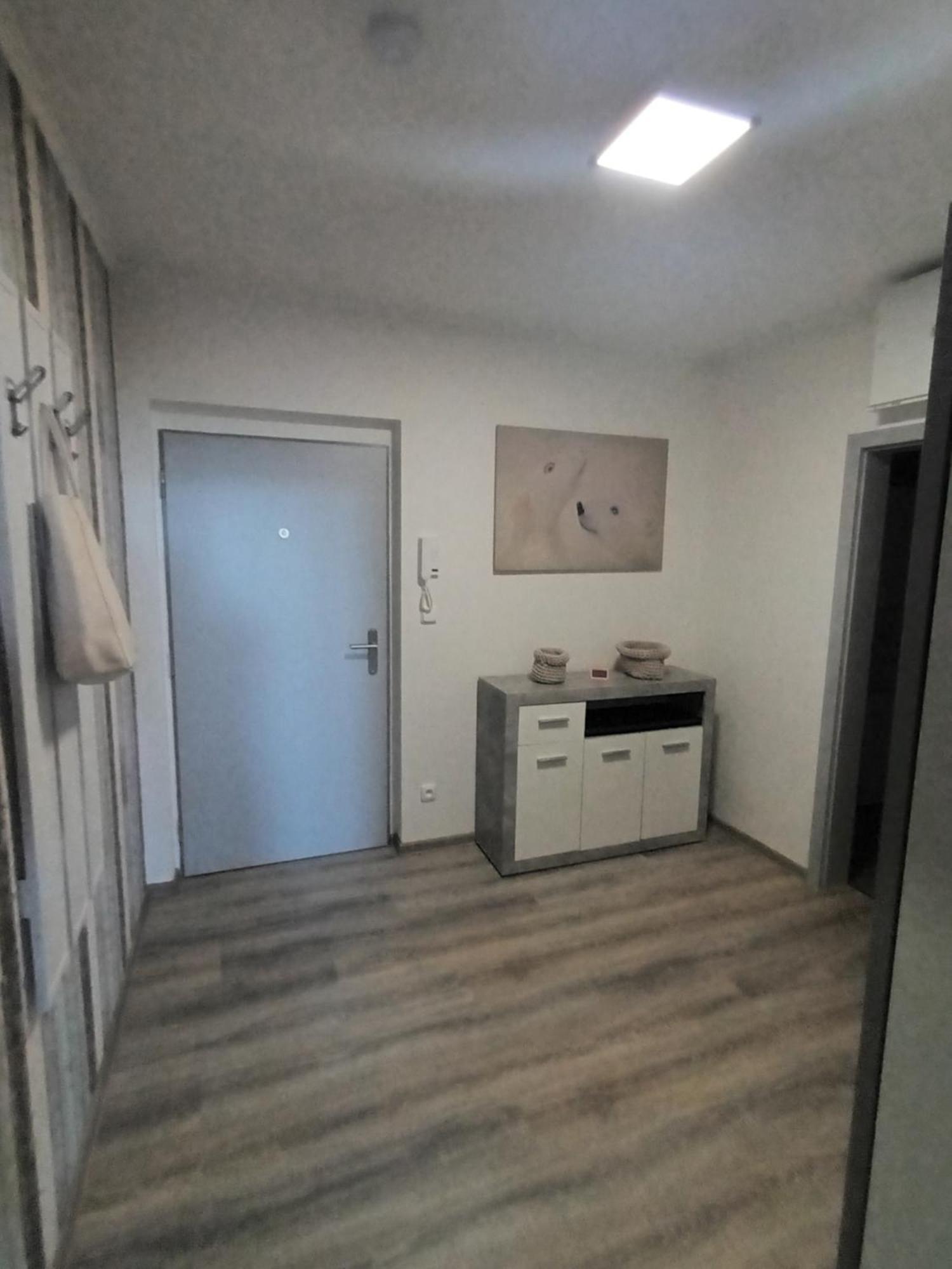 Apartman-Znojmo Bagian luar foto